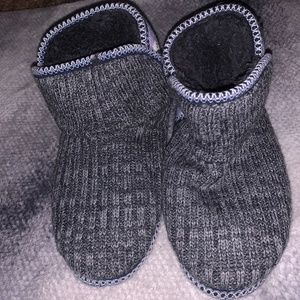 Snug MukLuks, super soft fluffy
